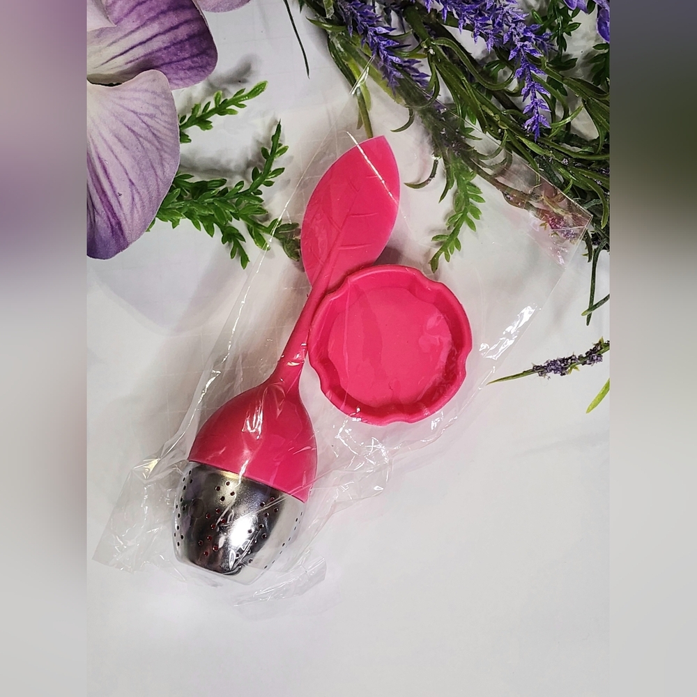 Teami Silicone + Stainless Steel Leaf Tea Infuser Steeper W/ Tray